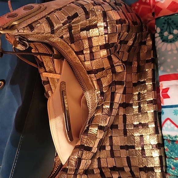 Bag - Picture 2 of 4